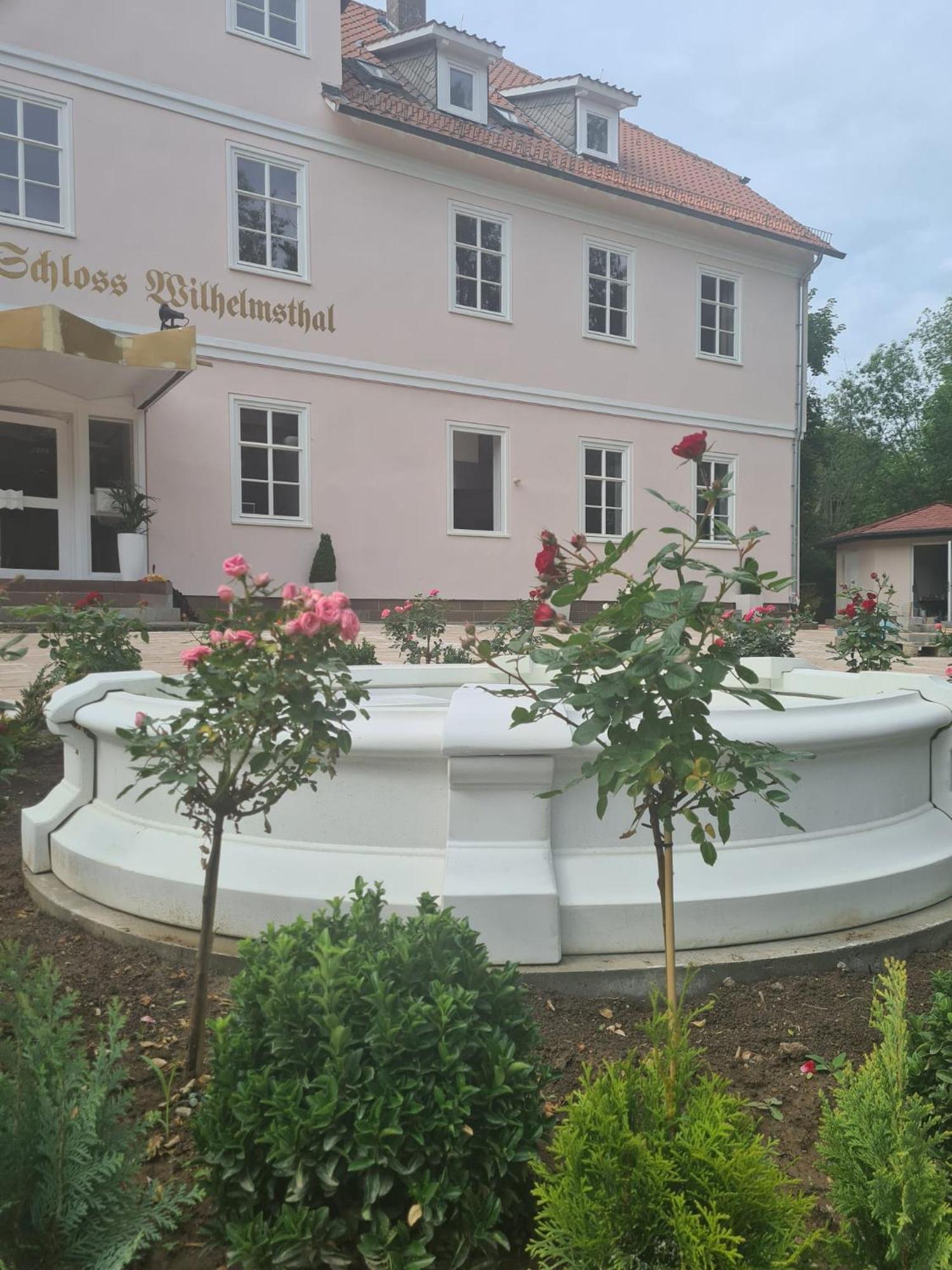Schlosshotel Wilhelmsthal Calden エクステリア 写真