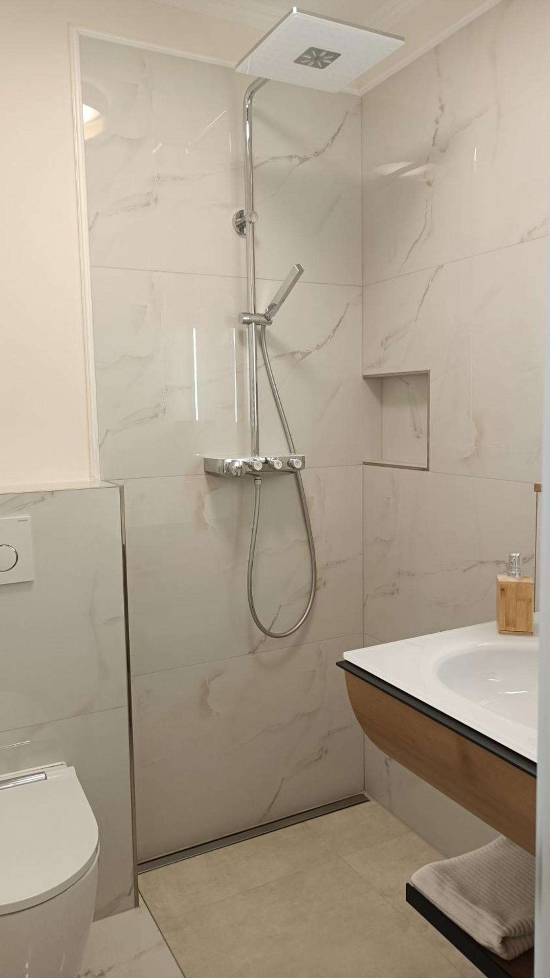 Schlosshotel Wilhelmsthal Calden エクステリア 写真